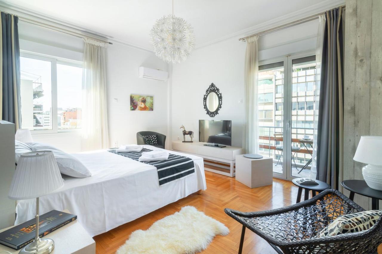 Zeus By Heloni Apartments Atene Esterno foto